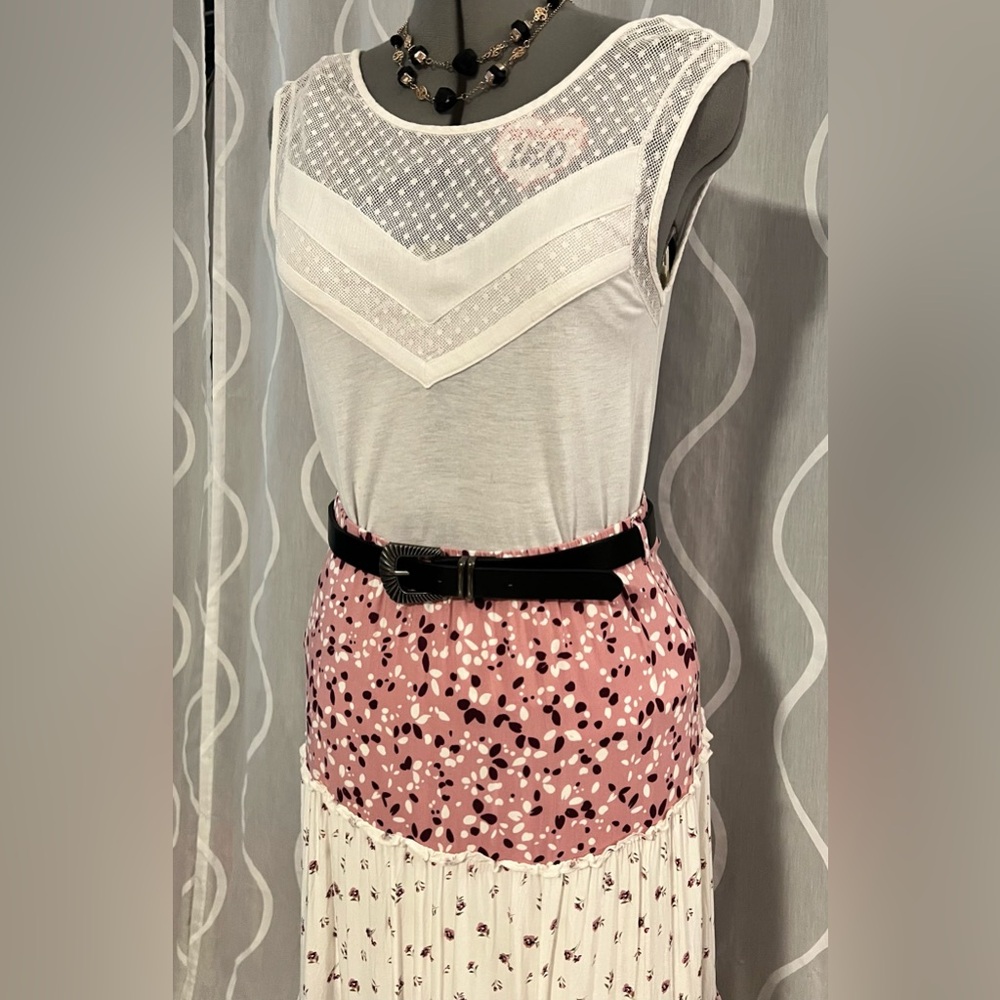 Pink and White Patterned Women's Skirt (Opt. Outfit)